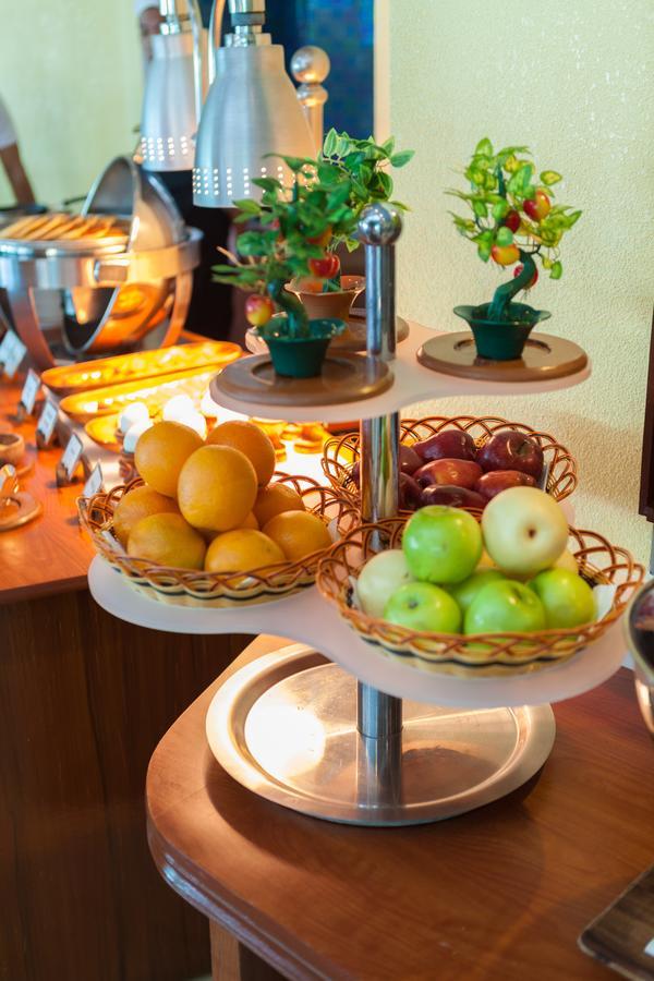 Breakfast At Monaco - Palais Boracay Otel Manoc-Manoc Dış mekan fotoğraf
