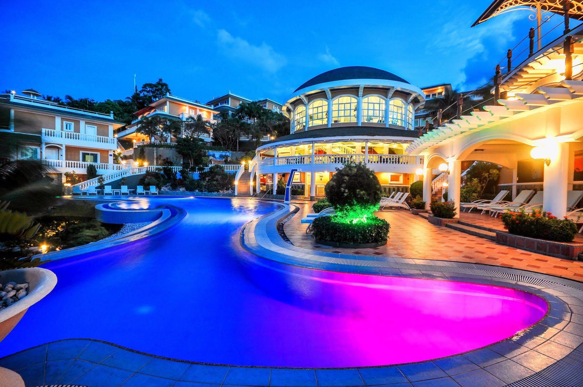 Breakfast At Monaco - Palais Boracay Otel Manoc-Manoc Dış mekan fotoğraf